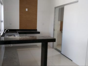 Sobrado - Venda - Jardinópolis - Divinópolis - MG