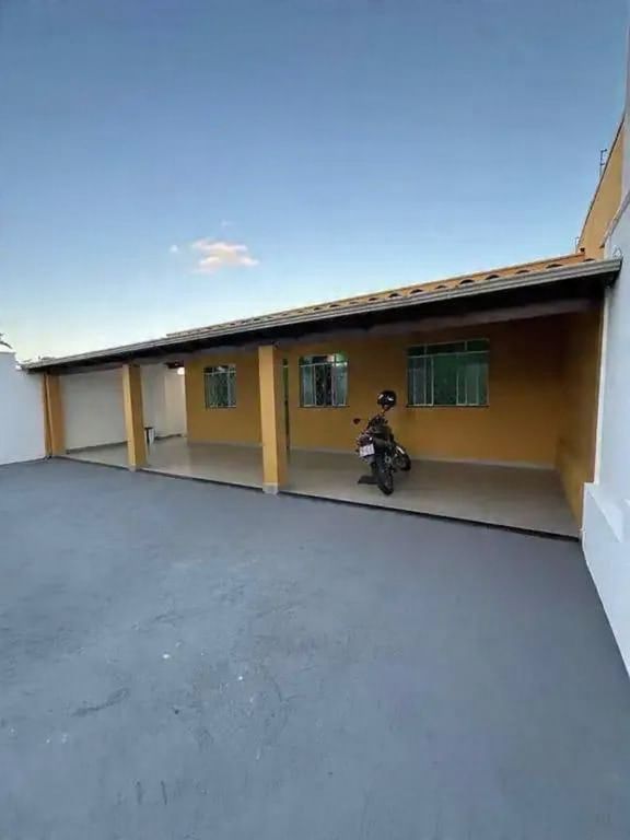 Casa - Venda - Belvedere - Divin�polis - MG