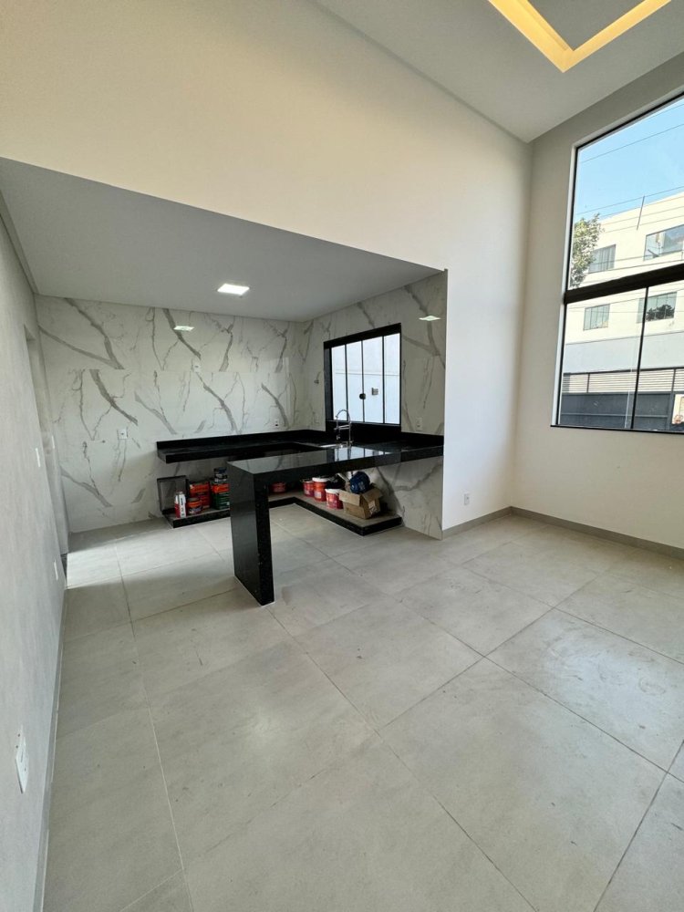 Casa - Venda - Campina Verde - Divinpolis - MG