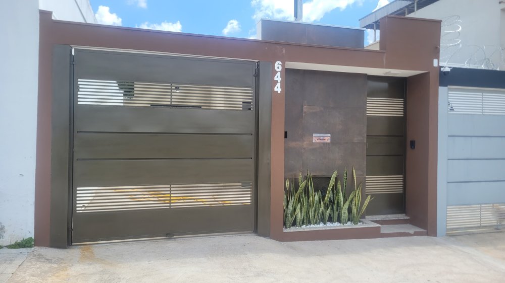 Casa - Venda - Jardim Das Oliveiras - Divinpolis - MG