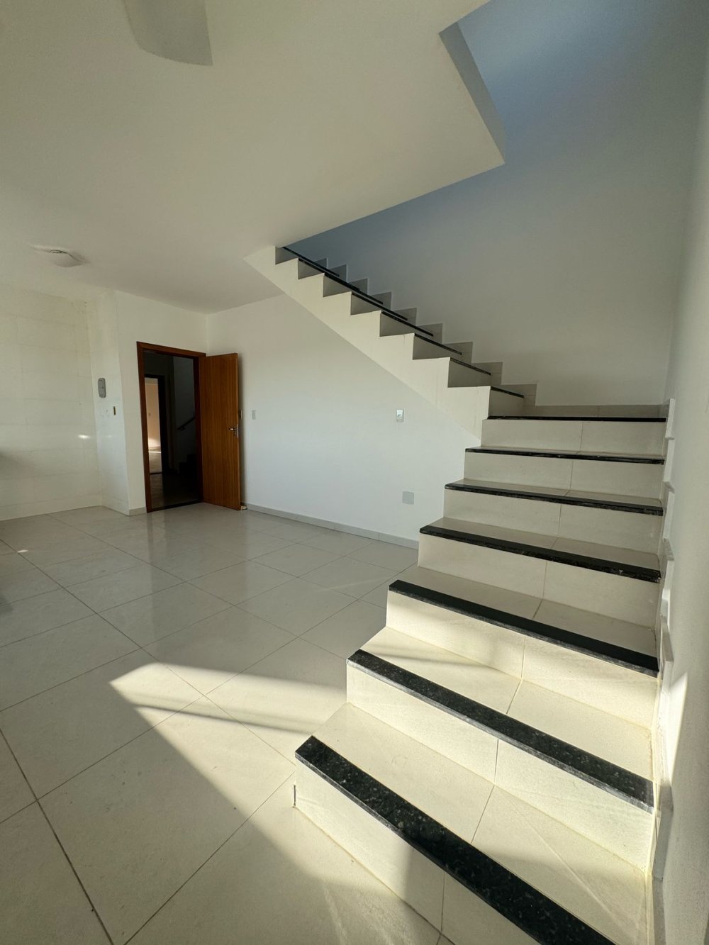 Apartamento Duplex - Venda - Naes - Divinpolis - MG